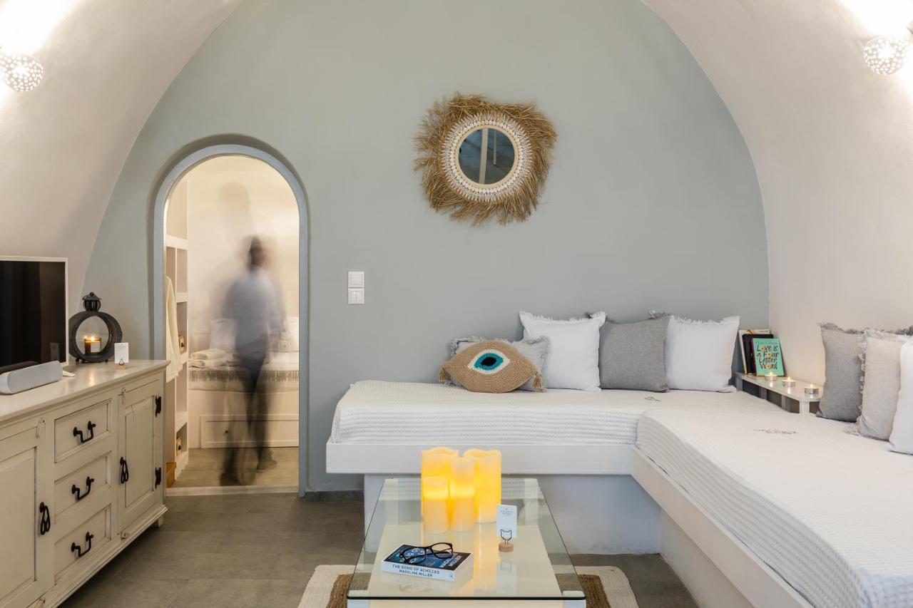 Volcave Suites Karterádos Eksteriør bilde